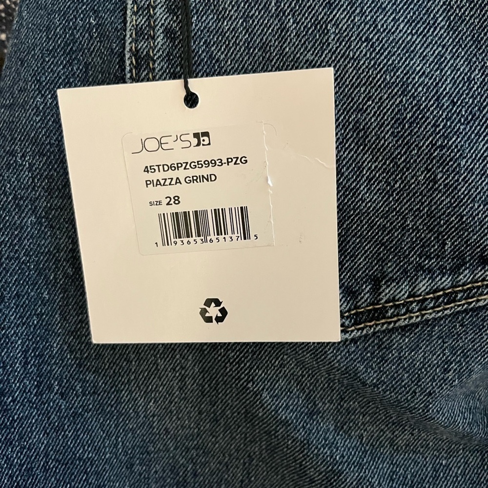 Joe's Jeans The Blake: Piazza Grind Wide Leg High Rise Crop - Picture 9 of 10